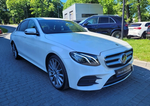 Mercedes-Benz Klasa E cena 179900 przebieg: 66519, rok produkcji 2019 z Kraków małe 436